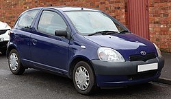 250px-2000_Toyota_Yaris_GS_1.0_Front.jpg