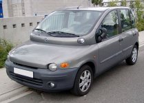 Fiat_Multipla_front_20080825.jpg