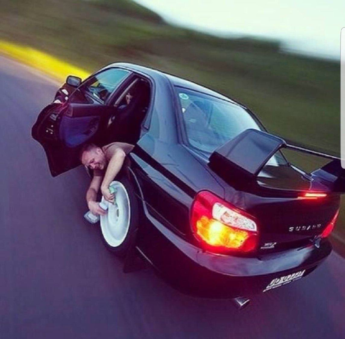 60fe911f65badbf0996581853ffc9ee52c5d7403.jpg